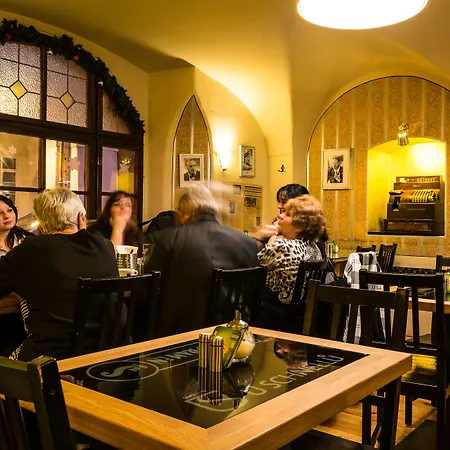 Hotel U Schnellu 3*