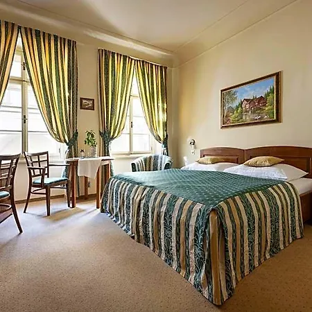 Hotell U Schnellu