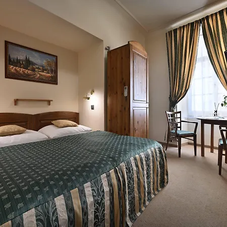 U Schnellu Hotell 3*