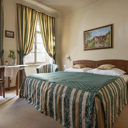 U Schnellu Hotel 3*